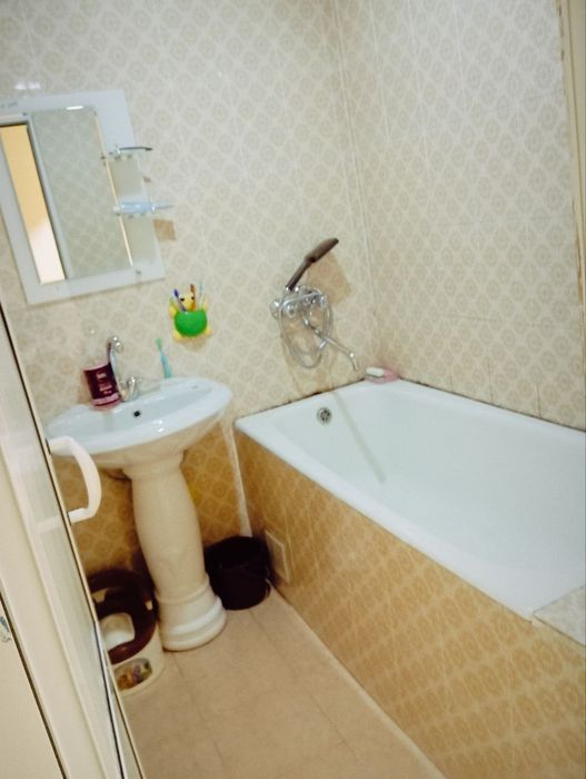 Квартира   Сотилади