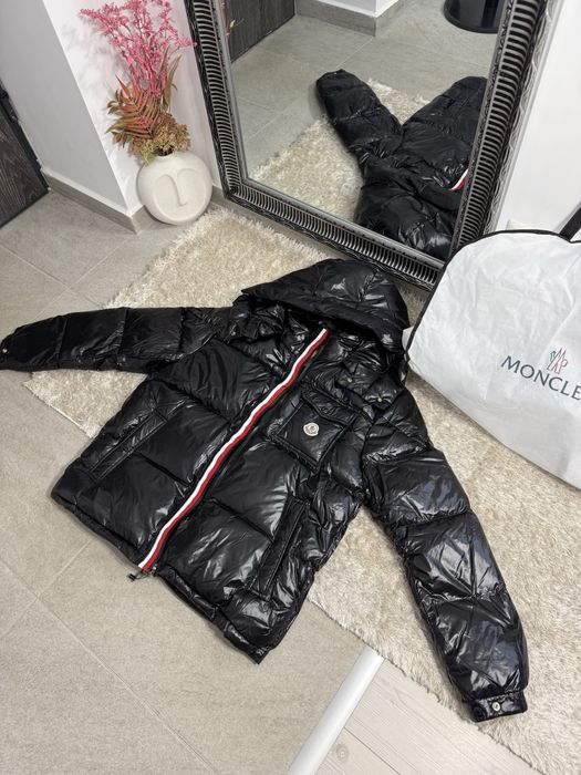 Geaca de iarna Moncler cu puf natural colectie noua