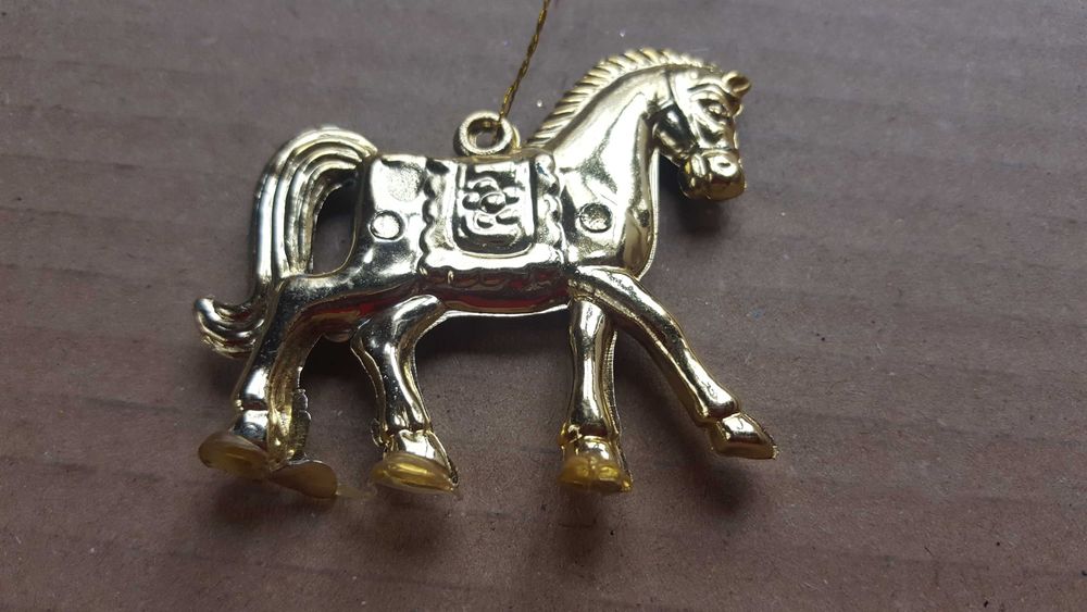 Играчки и украшения за елха, Kоледна и новогодишна украса