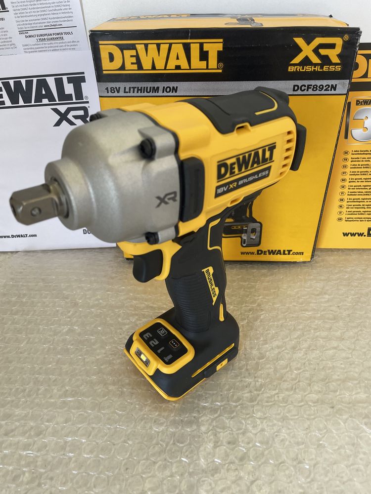 DeWALT DCF 892N XR. Impact cu Patrat, Original Nou-nout !