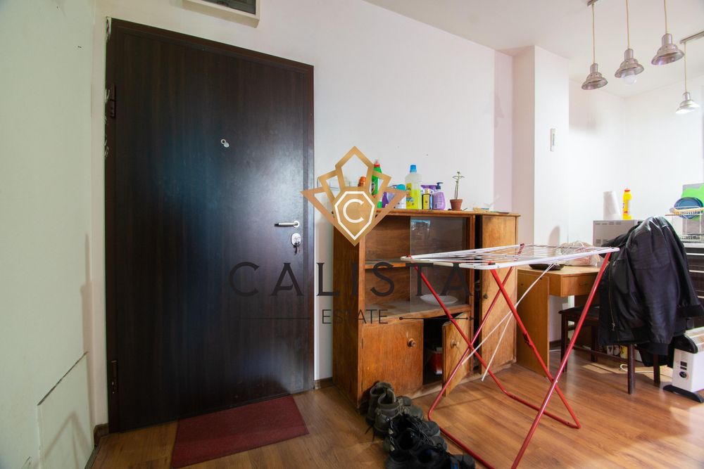 Дава се под наем Двустаен апартамент в София, Красно село - 60 кв.м за 560.49 € - Снимка #3