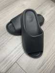 Vand yeezy slide negrii 44/43 NOI
