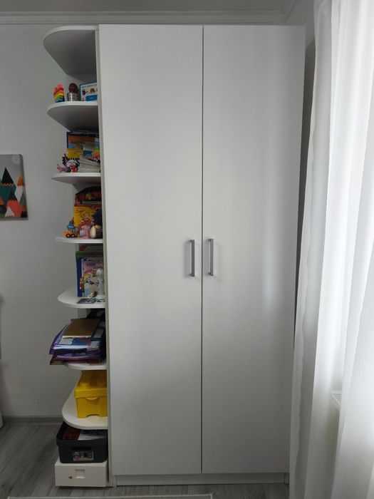 Vand dulapt cu 2 usi