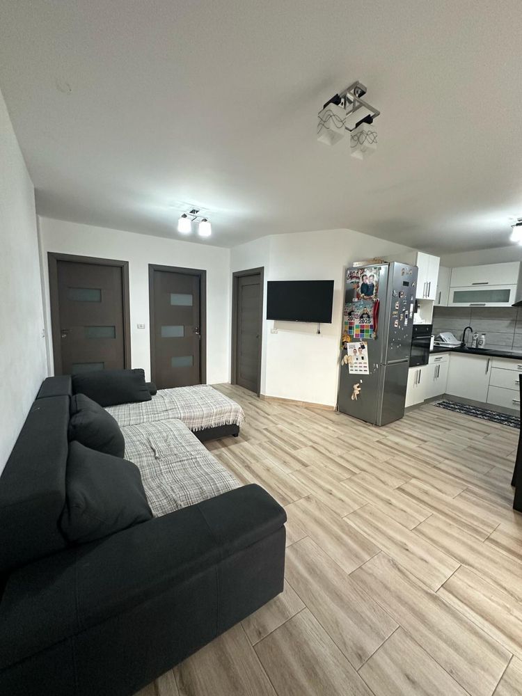 Vand apartament 4 dormitoare!