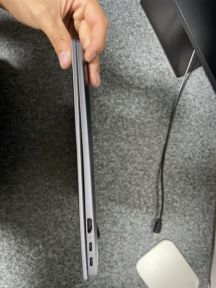 Noutbook huawei D16