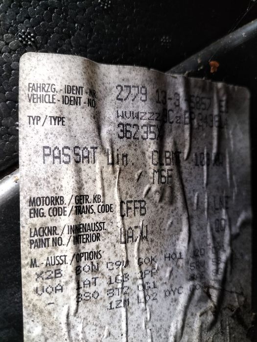 USA STANGA SPATE / USA DREAPTA SPATE /CAPOTA SPATE Volkswagen Passat B7