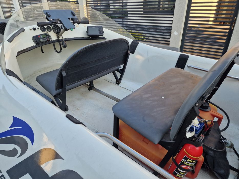 Vand/Schimb Barca Neoteric Hovercraft