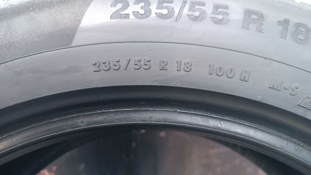 235/55/18 Continental