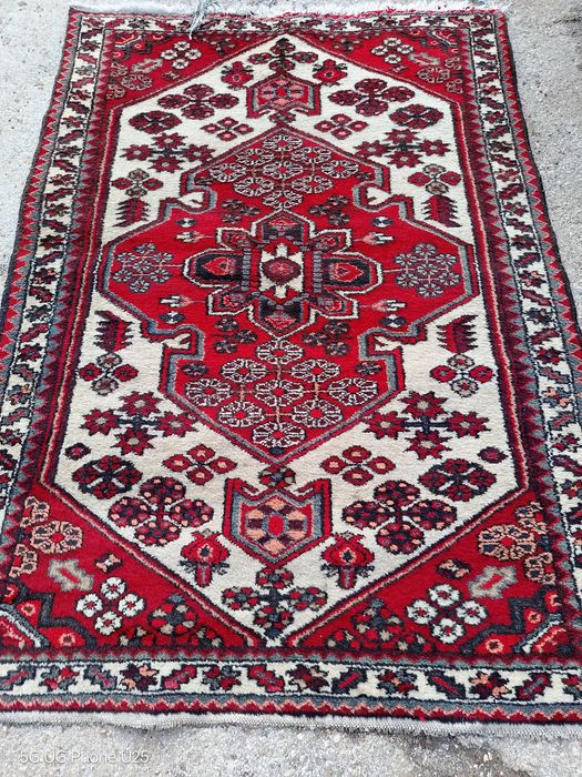 Ръчно тъкани килими