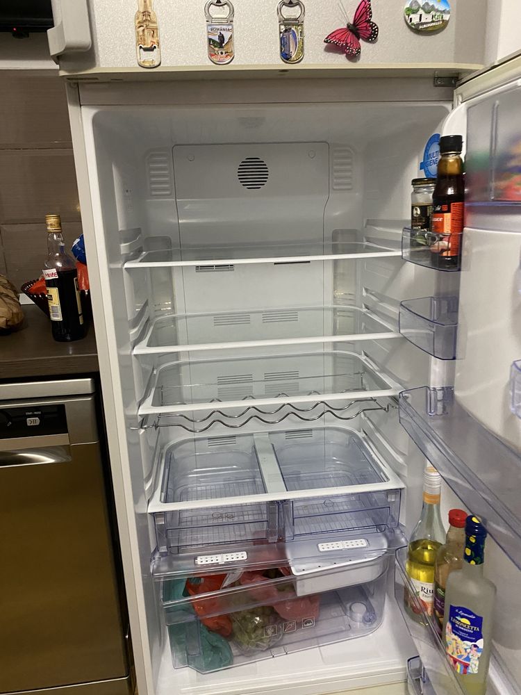 Frigider Beko 33L