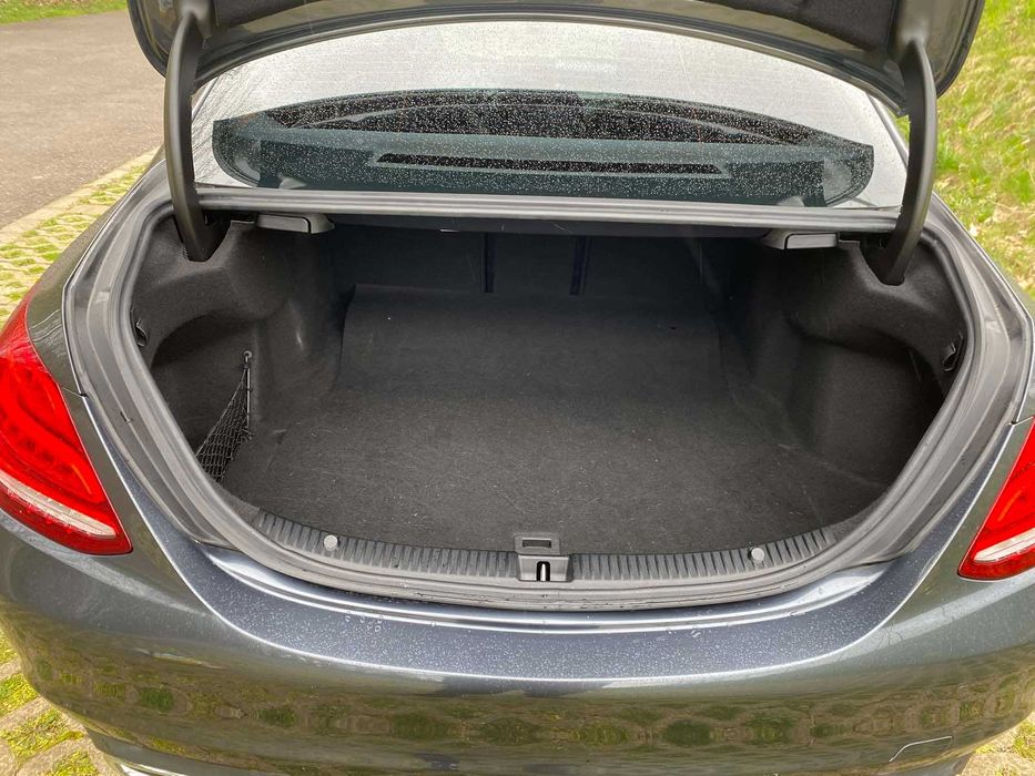 Mercedes Benz C180