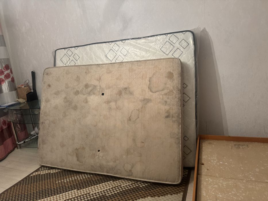 Отдам даром матрас