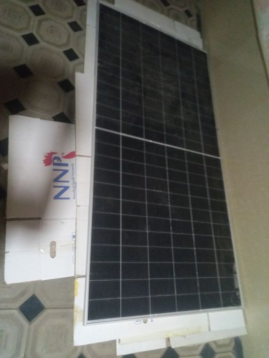 Quyosh paneli bor sotiladi