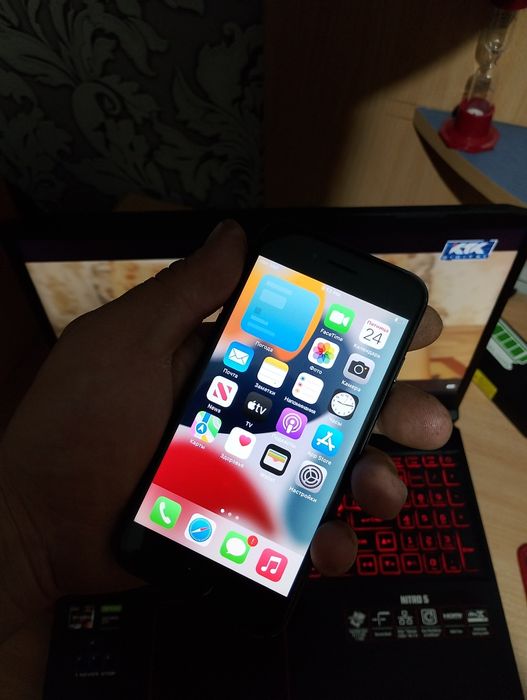 Продам iPhone 7 128gb