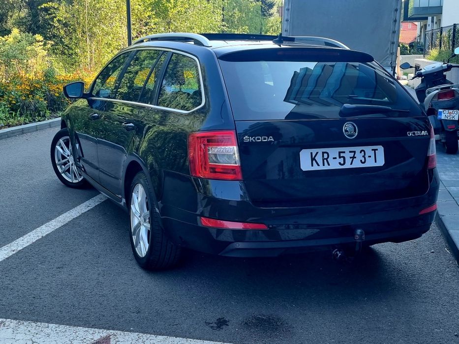 Skoda 1.6TDI Panoramic ,scaune încălzite RATE SAU CASH