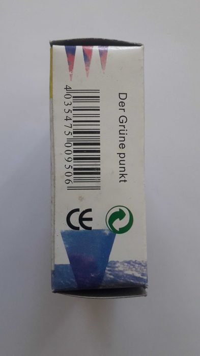 часовник будилник кварцов за маса и път уникален и красив