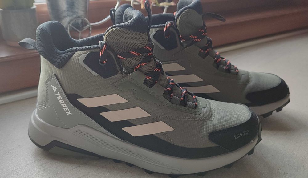 Туристически обувки Adidas Terex