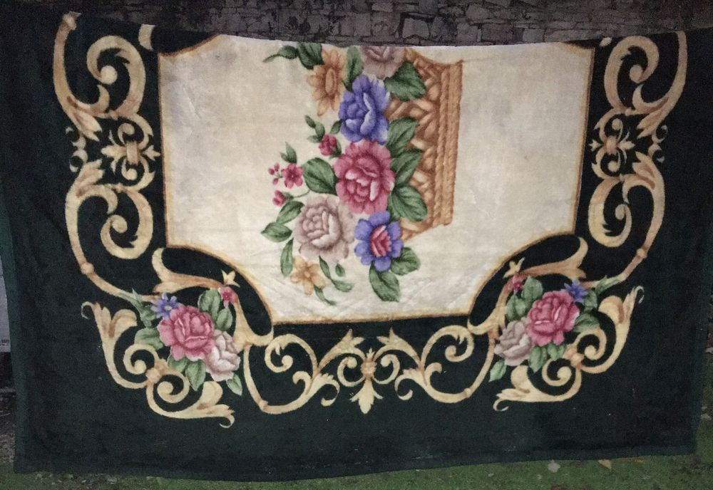 Одеало 27 лева Юрган 20 лева