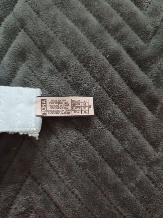 Sutiene noi diverse culori