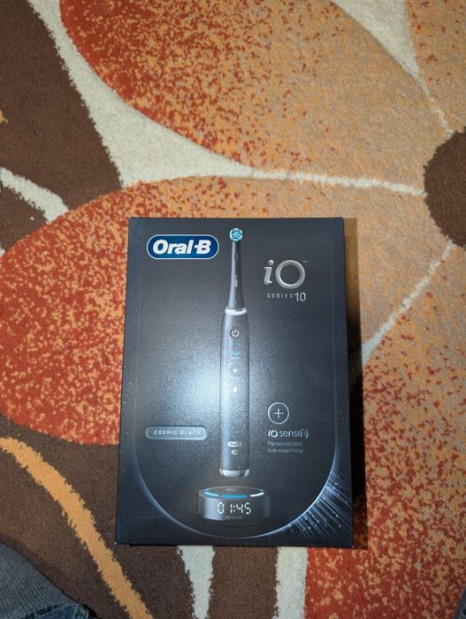 Periuța de dinți oral io-10