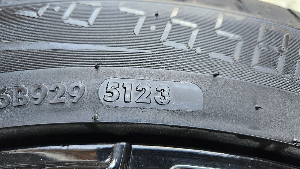 Jante R19 doua marimi Bmw Seria 5,3,1 distanta prezoane 5 x 120