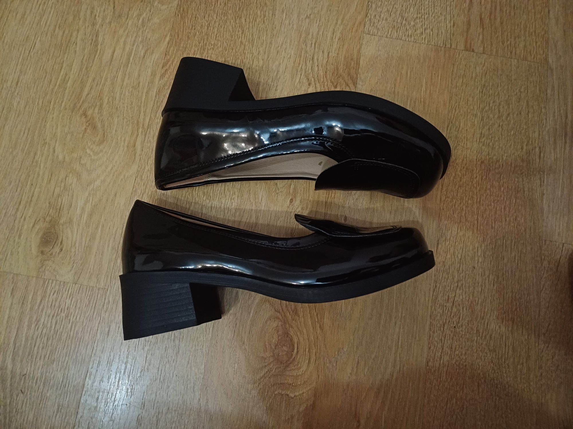 Платнени - стелка 25см,Skechers n.38 и ежедневни н.39-25см