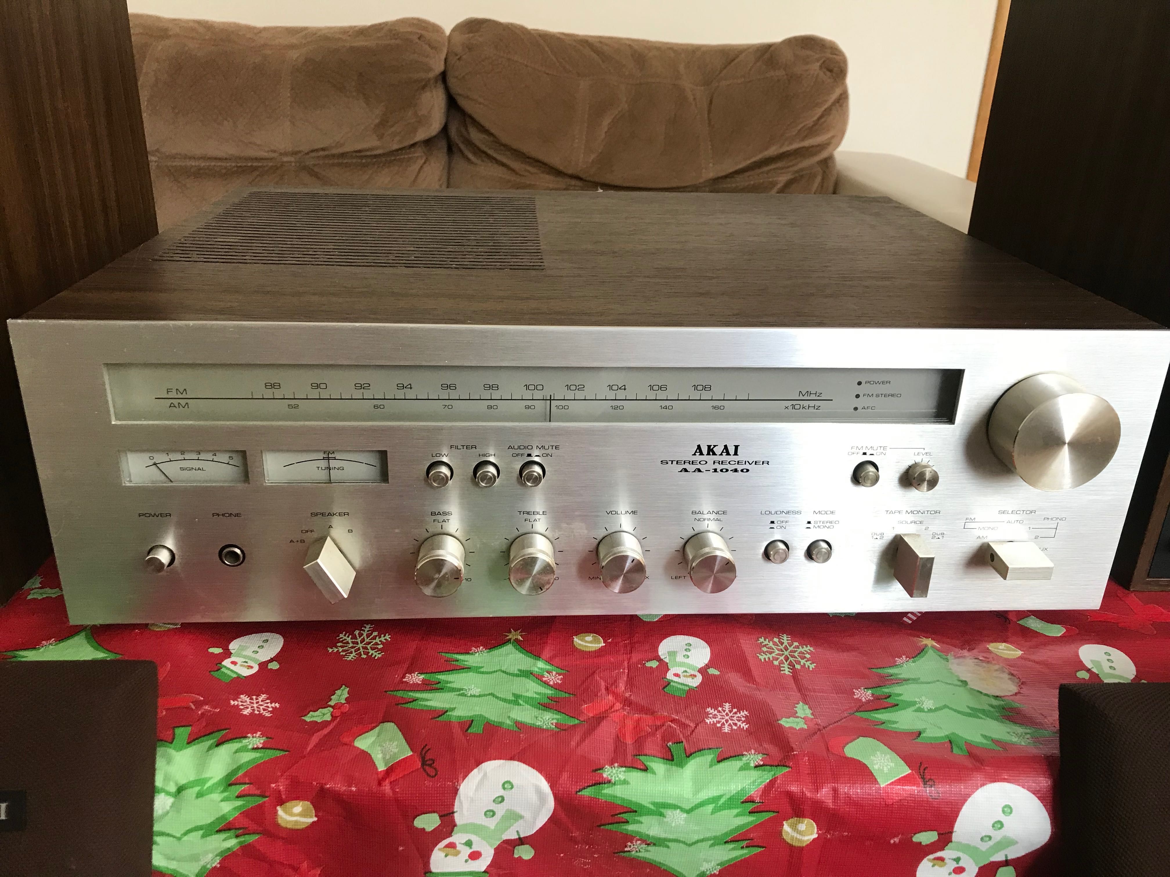 Тонколони Akai SW-157