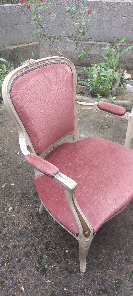 Кресло винтидж в бяло