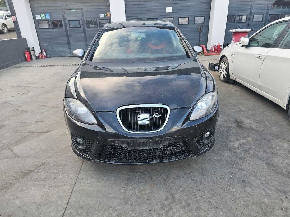 Dezmembrez Seat Leon 1P FR 2.0 Tdi cod BMN 170CP an 2008