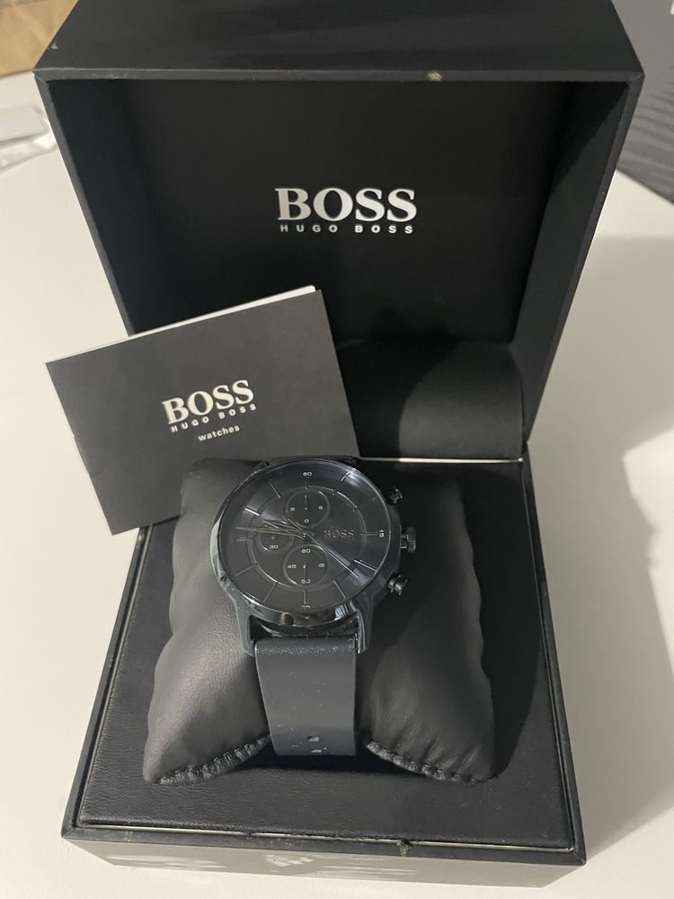 Ръчен часовник BOSS