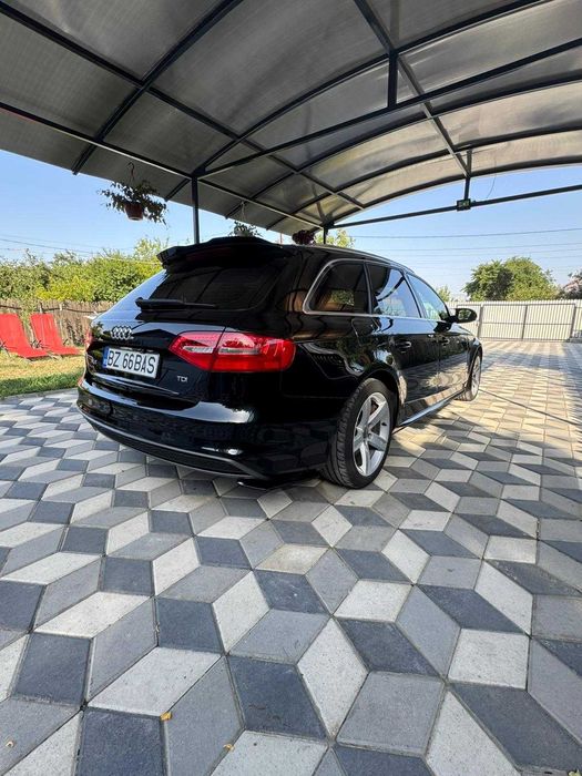 Audi A4 Avant B8.5 – 2013 – 2.0 TDI pachet s line– Întreținut Exemplar