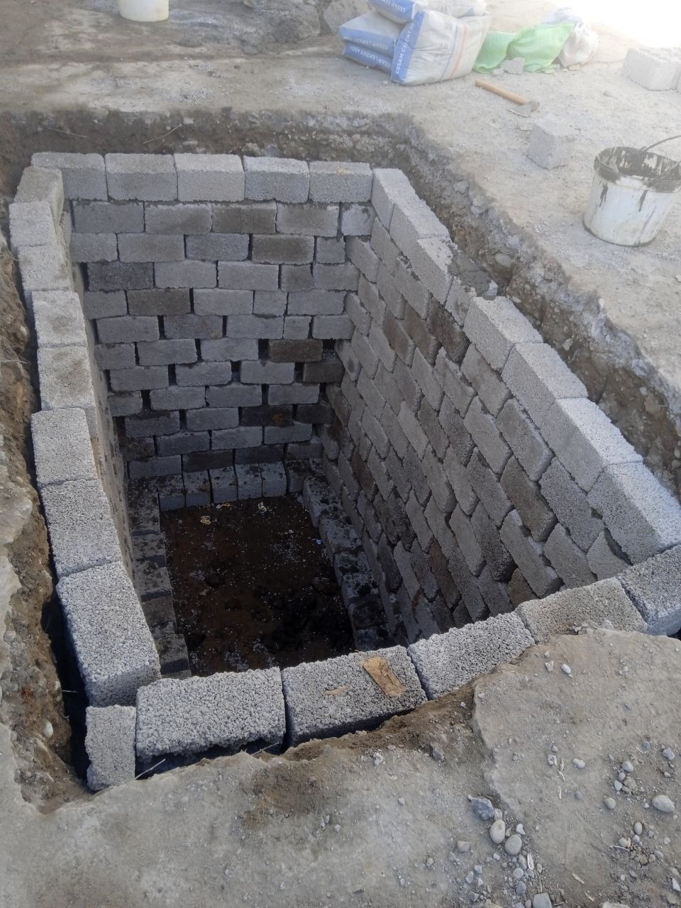 Ura transha padval basseyn yomks qazish ishlarini bajaramiz