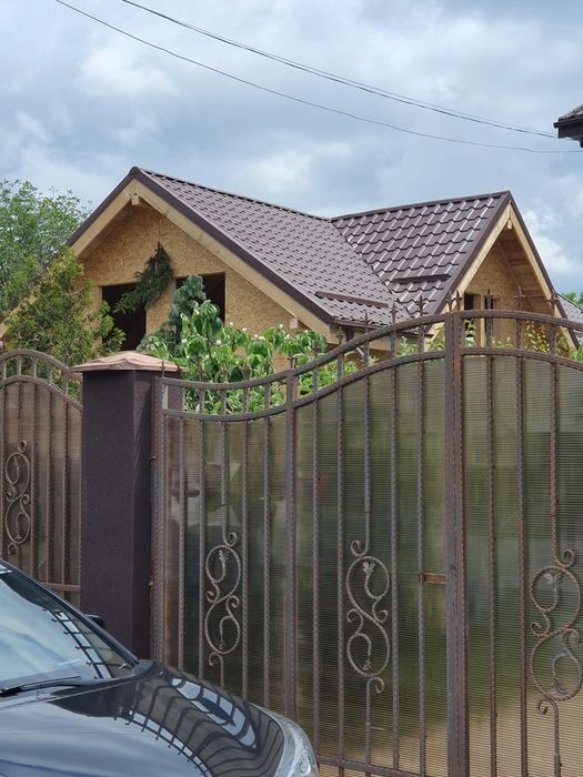 Executam lucrări de acoperisuri dulgherie