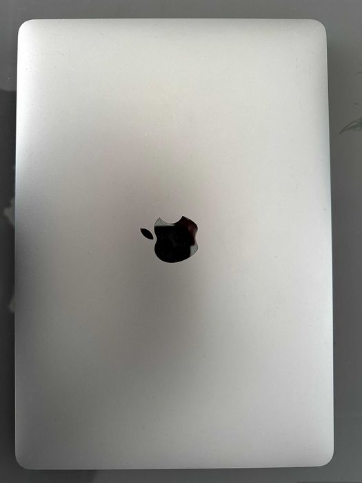 Apple MacBook Pro 13 2019 (i5 16GB RAM 128GB SSD)