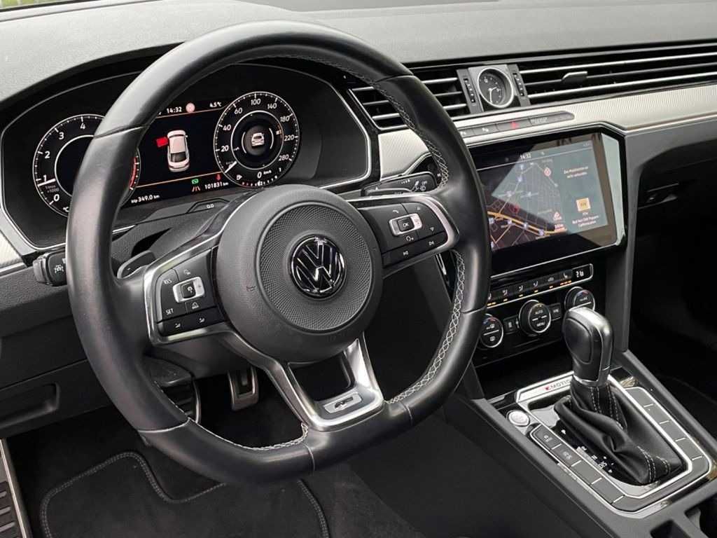 VW Arteon R-Line 2018 2.0 TSI 280CP 4 MOTION