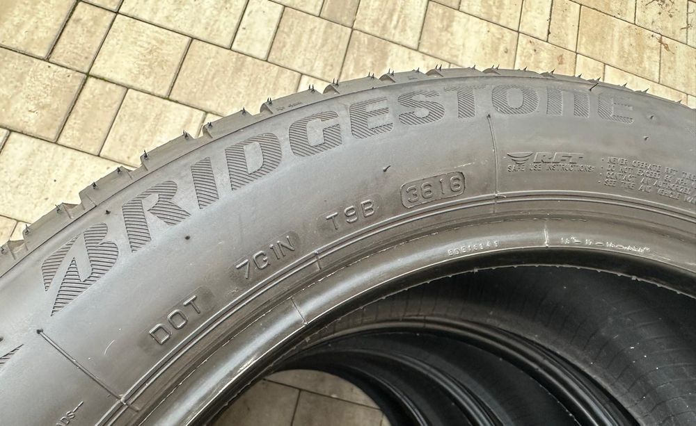Set anvelope /cauciucuri iarna 225/50/18 Brigestone Blizzak RSC