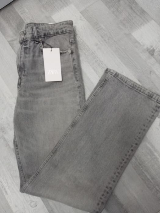 Blugi gri, mărime 38,marca Zara
