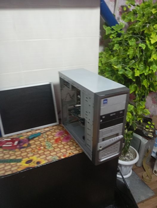 Продам пк очень дёшево  торг обмен