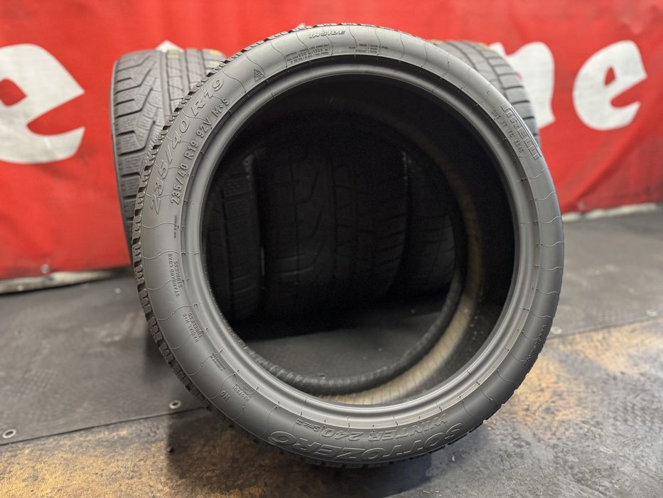 235 40 19/295 35 19, Зимни гуми, Спорт пакет,Pirelli SottoZero, 4 броя