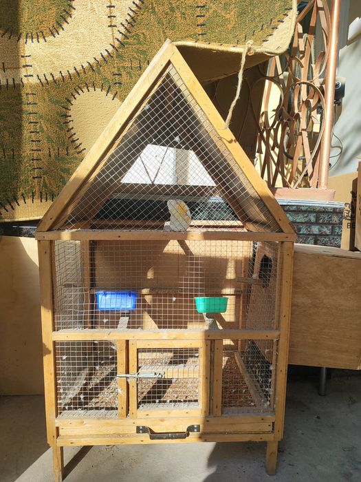 Клетка для попугаев