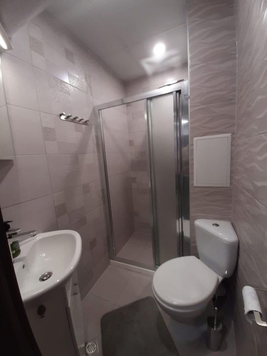 Дава се под наем Тристаен апартамент в Пловдив, Кършияка - 95 кв.м за 550 € - Снимка #8