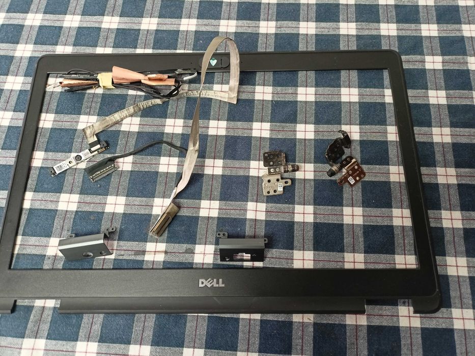 Elemente Dell Latitude E5550