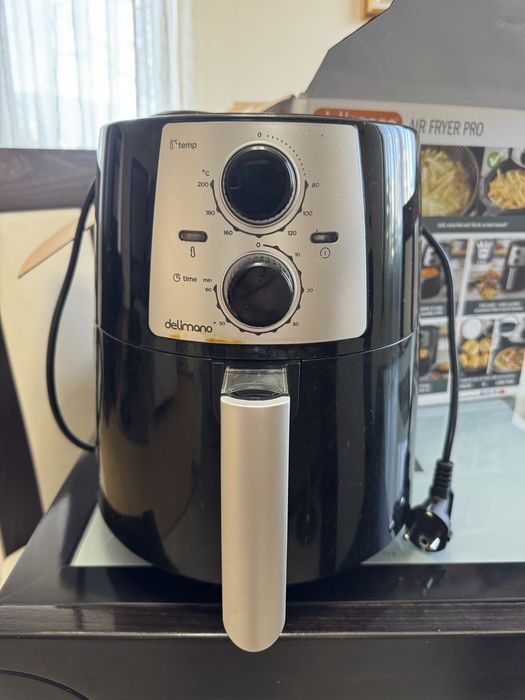 Airfryer Delimano capacitate 3,5L