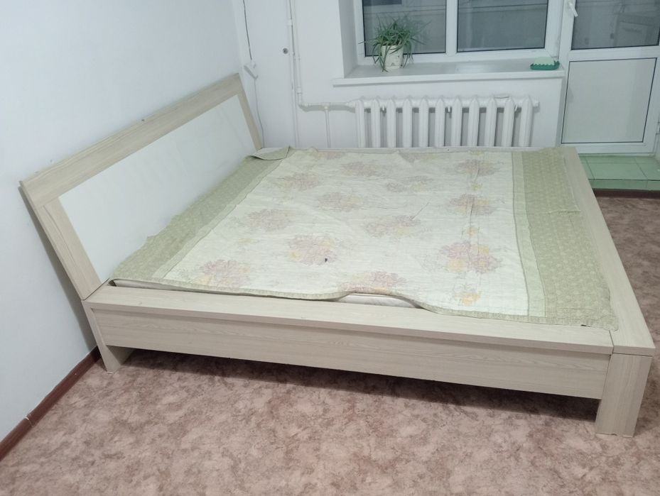 Кровать  сатылады
