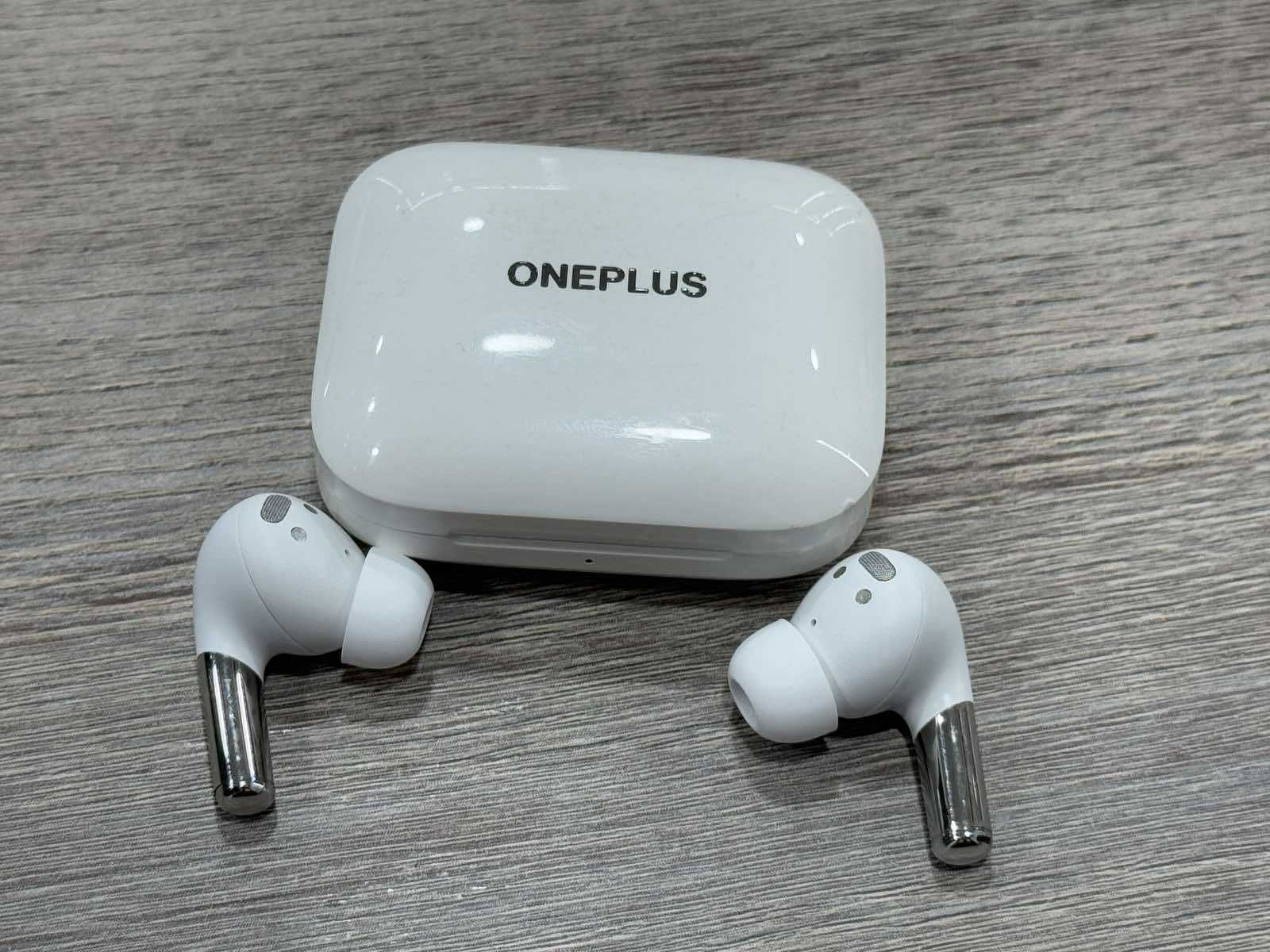 Bluetooth слушалки OnePlus Buds Pro