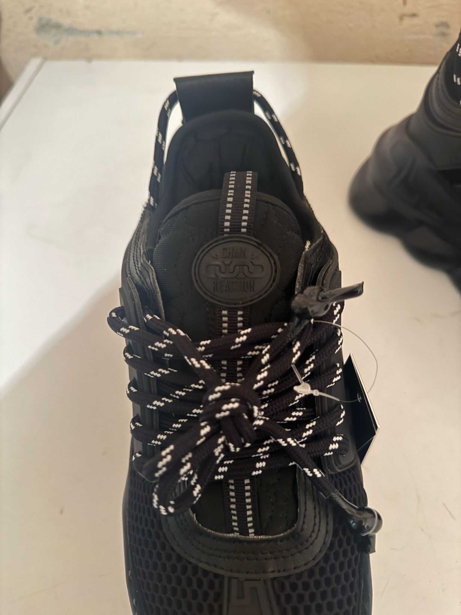 Versace Chain Reaction Premium