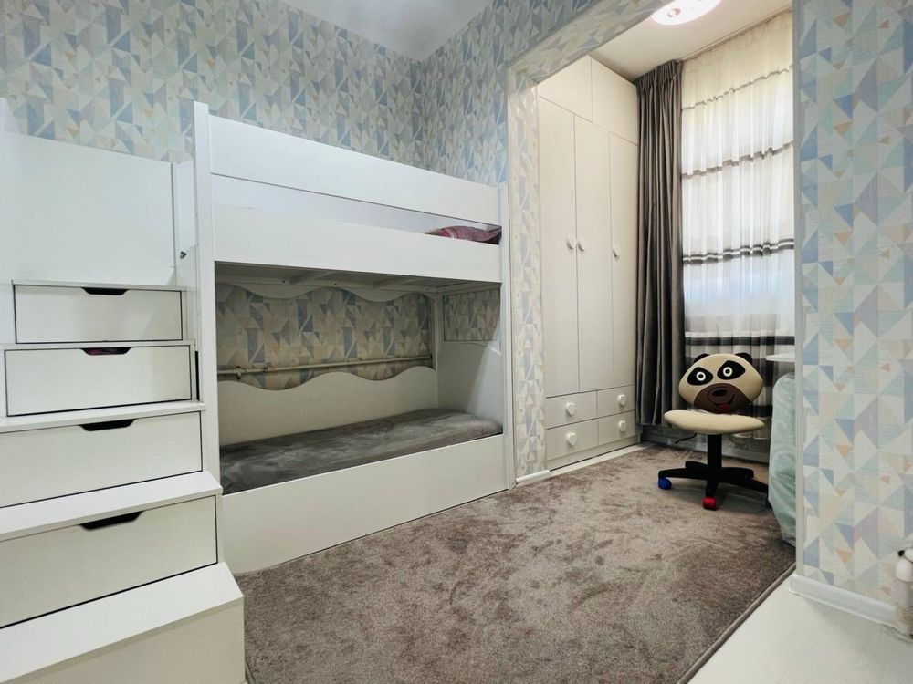 ПРОДАЕТСЯ квартира 2/3/4, 55м2, Юнусабад 7, посольство США