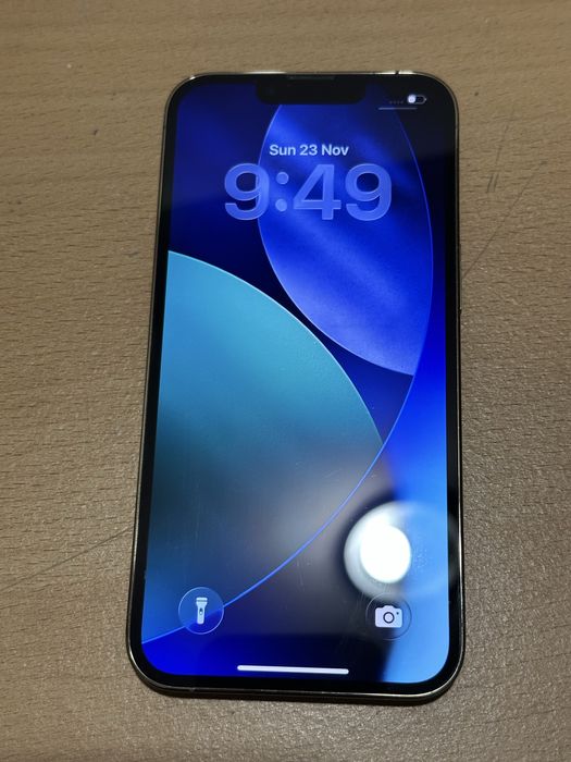 iPhone 13 Pro - Gold - 128 GB - Много запазен