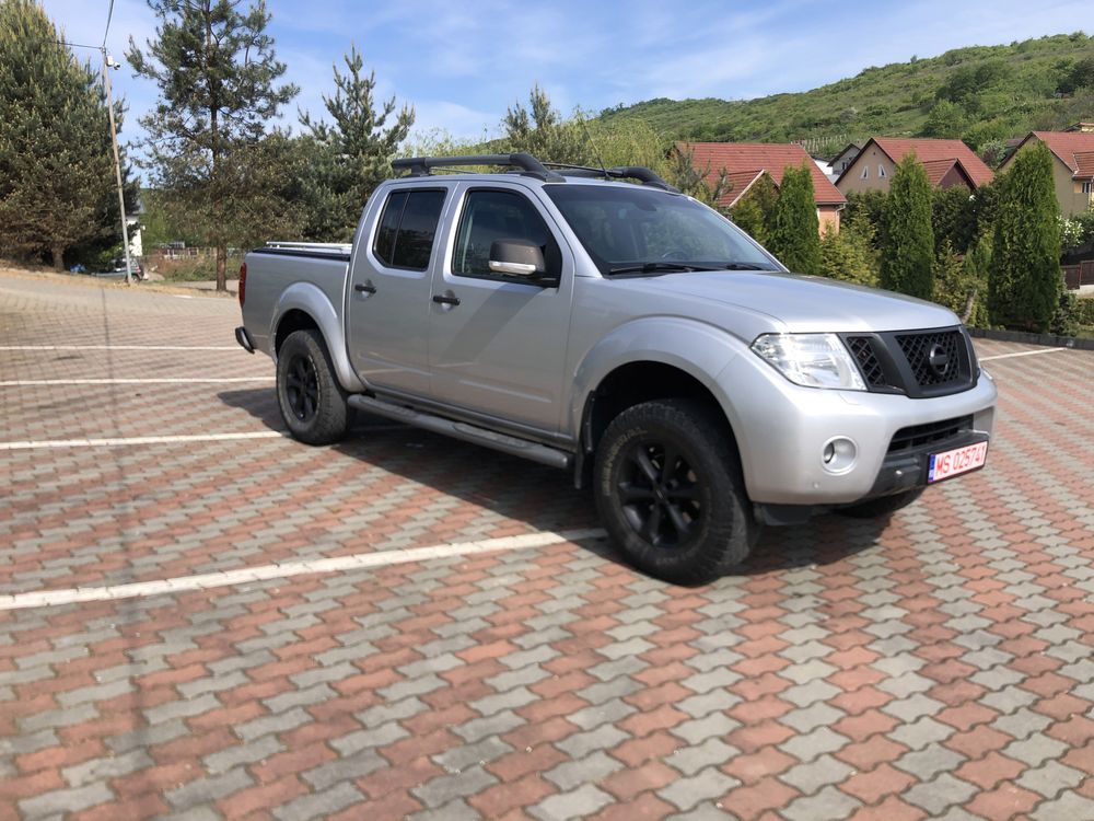 Nissan Navara 2.5 , D40 automat