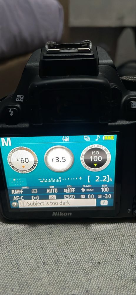 Nikon D3500 cu 2 obiective